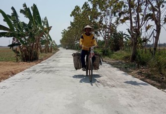 Jalan Jadi Kegembiraan Pemulung Juga Pecah