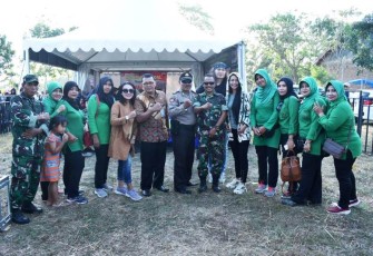 Satgas TMMD Tegal saat Berikan Arahan Warga