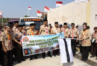 Bantuan air bersih wujud kepedulian pramuka