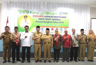 Sekretaris Daerah Provinsi Bengkulu Nopian Andusti Foto Bersama 