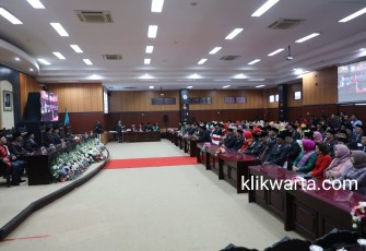 Suasana rapat paripurna penyampaian sumpah/janji anggota DPRD Kabupaten Blitar masa jabatan tahun 2019-2024.