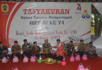 Bupati dan Forkopimda Pati mengikuti prosesi syukuran di Pendopo Kemiri