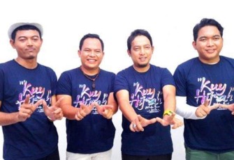 Grup Musik Popular WALI BAND Hadir Di GOR Trisanja Slawi 