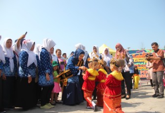 Bunda Paud Provinsi Bengkulu Derta Wahyulin Rohidin Mersyah