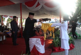 Upacara Penurunan Sang Saka Merah Putih Tingkat Kabupaten Brebes