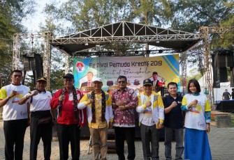 Gubernur Bengkulu Rohidin Mersyah Foto Bersama 