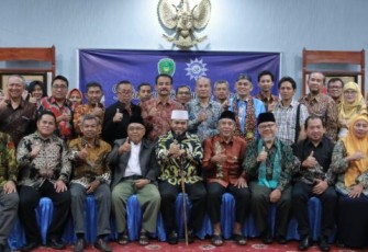 Wali Kota Bengkulu Helmi Hasan Foto Bersama 