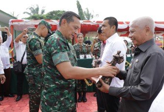 Bupati Asahan Hadiri Peresmian Gedung di Makorem 022/PT Siantar