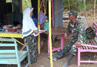 Anggota TNI Optimalkan Komsos