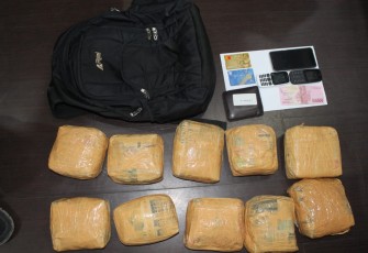 Barang Bukti 10 Paket Sabu Dengan Tafsir Berat 10 Kg 