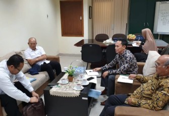 Bupati Bengkulu Selatan Gusnan Mulyadi Roadshow di Dua Kementerian