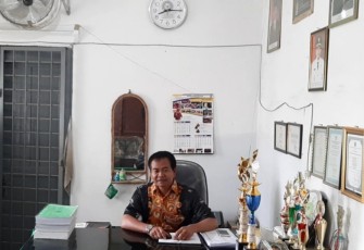 Kepala SMP Negeri 01 Bilah Hulu Slameto S.Pd