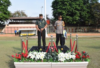 Dandim 0723/Klaten Lekol Kav Minarso SIP Dan Kapolres Klaten AKBP Wiyono Eko Prasetyo SIK MIK Pimpin Apel 
