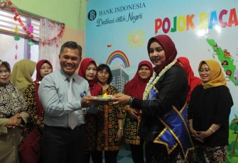 Kantor Perwakilan Bank Indonesia Luncurkan Pojok Baca dan Dongeng