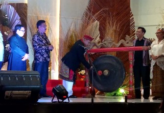 Pesparani Kota Kupang menjalin kasih dan mempererat relasi lintas Agama.