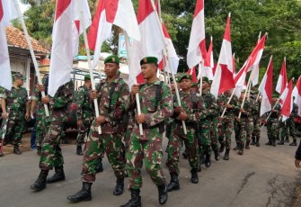 Wihaji dan Habib Ikut Kirab Merah Putih Maulid