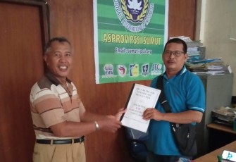Askab PSSI Labuhanbatu Serahkan Laporan Club/SSB Piala Suratin U 15 dan U 13