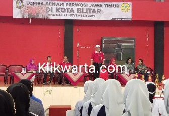 Plt Wali Kota Blitar Santoso Saat Memberikan Sambutan di Acara Lomba Senam Perwosi Jawa Timur