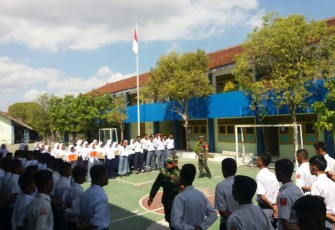 Babinsa Gantiwarno Sosialisasikan Wasbang Tentang Bahaya Narkoba