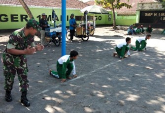 Kepedulian Koramil Manisrenggo Dengan Pelajar  