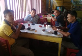 Wartawan Klikwarta saat melakukan konfirmasi ke pihak perwakilan PT CBS
