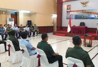 Pembukaan Kursus Dasar Instruktur Bahasa Inggris (DIBI) ke-45