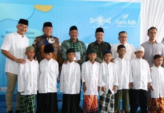 118 Anak Ikuti Khitan Massal Bank BJB Tegal