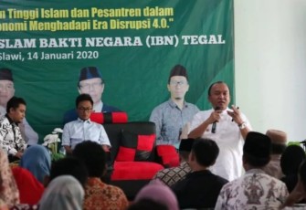 Wakil Walikota Tegal M. Jumadi saat menjadi narasumber