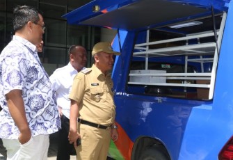 Pemkot Tegal Terima Bantuan Perpusnas RI