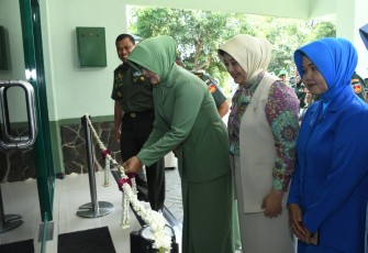 peresmian ruang kelas serta Mess SMA Kartika III-1 Banyubiru