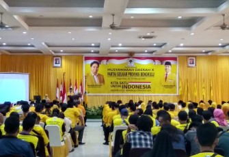 Wakil Ketua DPP Partai Golkar Roem Kono Saat Menyampaikan Sambutan  