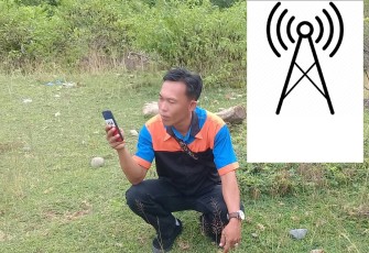 Tasman salah satu warga Kaur keluhkan susah sinyal