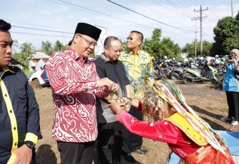 Gubernur Rohidin Gelorakan Semangat pada Pemuda Semaku