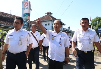 Kolaborasi Penataan Kawasan Stasiun Demi Pelayanan Prima