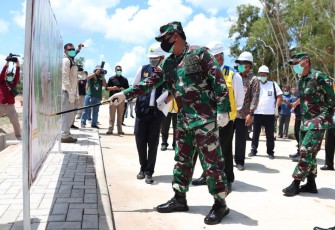 Panglima TNI Bersama Kapolri dan Menteri PUPR Tinjau Pembangunan RS Khusus di Pulau Galang