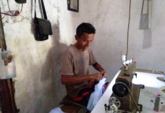 Pembangunan Akses TMMD Reguler Pekalongan Membawa Manfaat Bagi Tukang Jahit