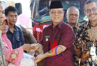 Bupati Seluma Bundra Jaya Launching Program Sembako Murah 2020