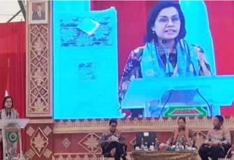 Sri Mulyani saat sambutan dalam rapat kerja Percepatan Penyaluran Bantuan Dana Desa di Palembang