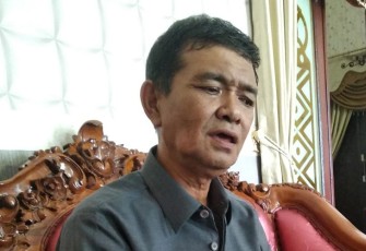 Wakil Bupati Aceh Singkil Sazali saat ditemui wartawan di kediamannya.