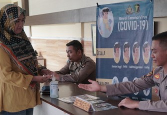 Ruang Pelayanan Polres Batang Sediakan Cairan Antiseptik Pembersih Tangan