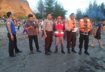 Tim gabungan saat berkoordinasi mencari korban