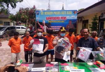 Konferensi Pers Polres Batu Bara