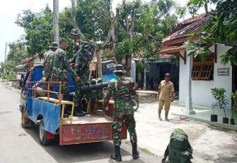 Kepala Desa Pantirejo Pekalongan Beruntung Menjadi Keluarga Asuh Satgas TMMD