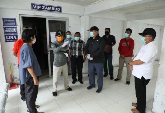 Bupati Surya Pastikan Kesiapan Posko Gugus Tugas Penanganan Corona