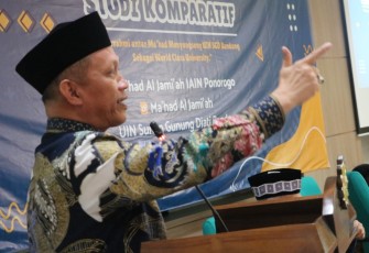 Rektor UIN SGD Bandung Prof Dr H Mahmud MSi 