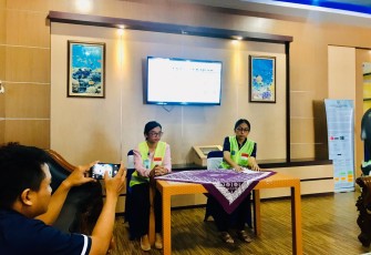 Tim Satgas Covid-19 dr.Rosenda pada saat press conference di Kantor Bupati Kabupaten Raja Ampat pukul 10.00 Wit