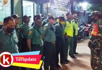 Babinsa Koramil 03/Teluk Pucung Pimpin Pelaksanakan Patroli PSBB