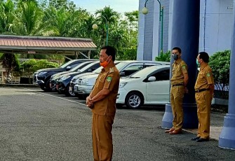 Bupati Bengkulu Tengah Ferry Ramli Pimpin Apel Gabungan Pasca Libur Idul Fitri 1441 H 