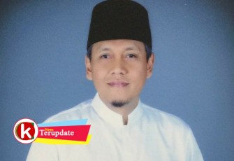Wakil Ketua DPRD Kota Blitar Agus Zunaidi (foto : Faisal NR / Klikwarta.com) 