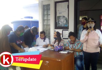 Lurah Girian Indah berikan arahan kepada masyarakat